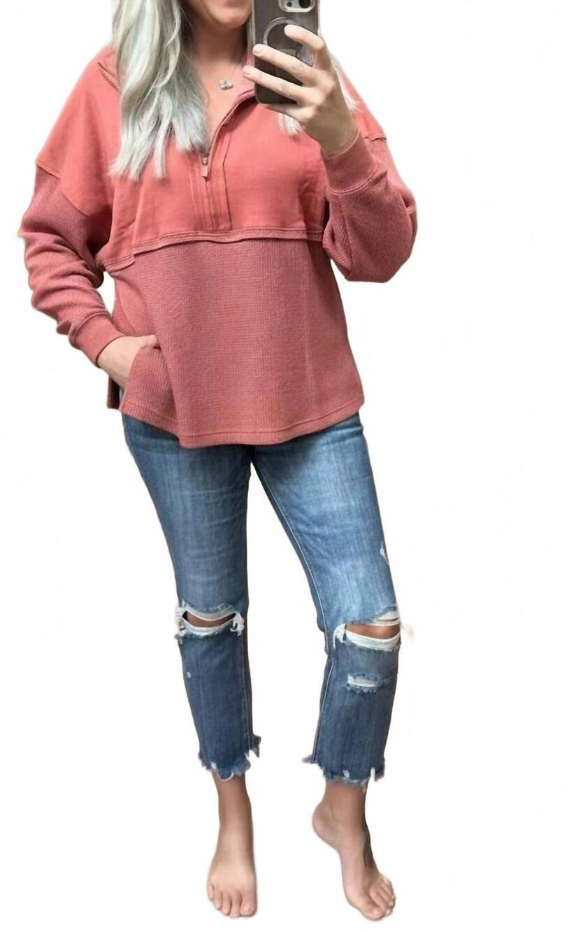 NEW JADELYNN BROOKE waffle quarter-zip pullover in rust